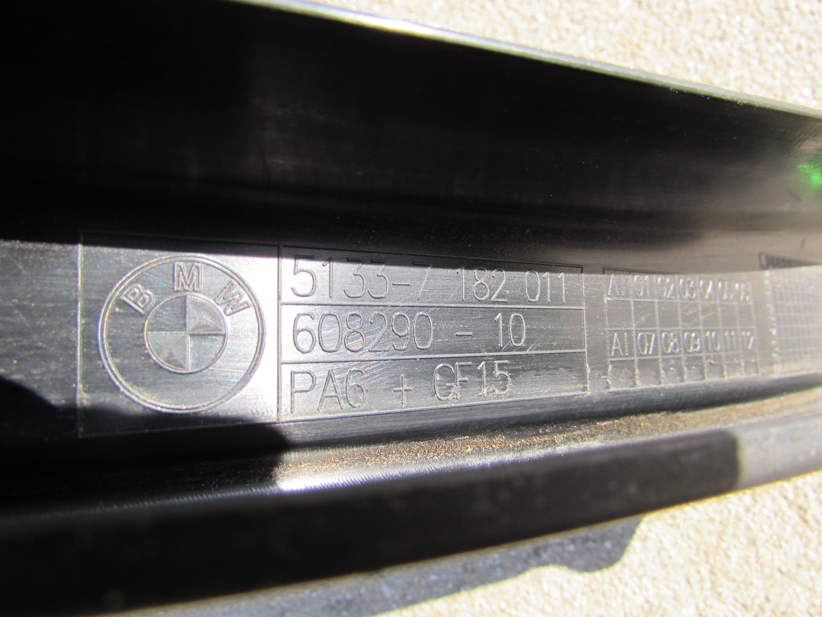 BMW Door Interior Window Frame Cover Trim, Front Left 51337182011